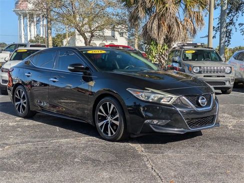Used 2018 Nissan Maxima Platinum image 3