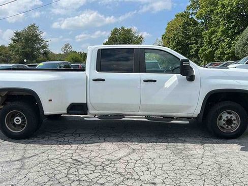 Used 2020 Chevrolet Silverado 3500 W/T w/ WT Safety Package image 2