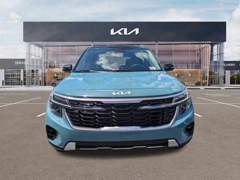 Certified 2024 Kia Seltos S FWD image 7