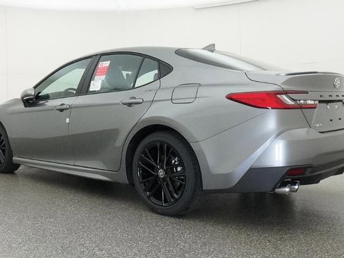 New 2026 Toyota Camry SE FWD image 21