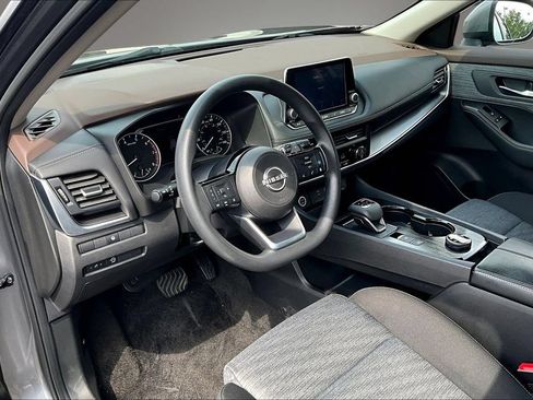 Certified 2023 Nissan Rogue SV AWD/4WD image 17