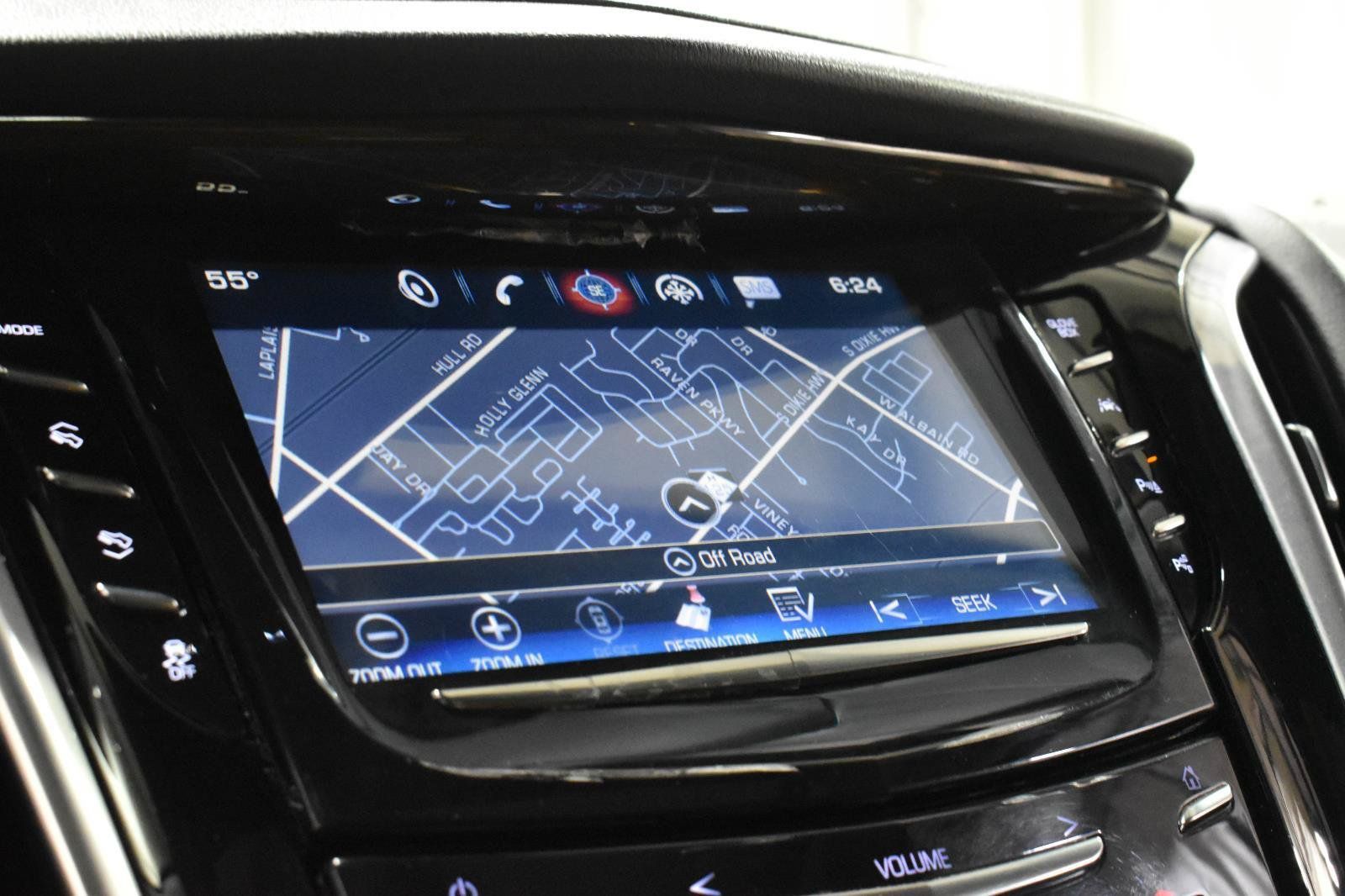 Used 2020 Cadillac Escalade Premium Luxury w/ Escalade Sport Edition AWD/4WD image 18