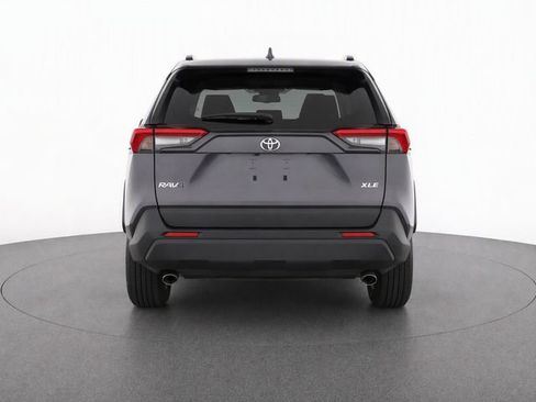 Used 2025 Toyota RAV4 XLE FWD image 3