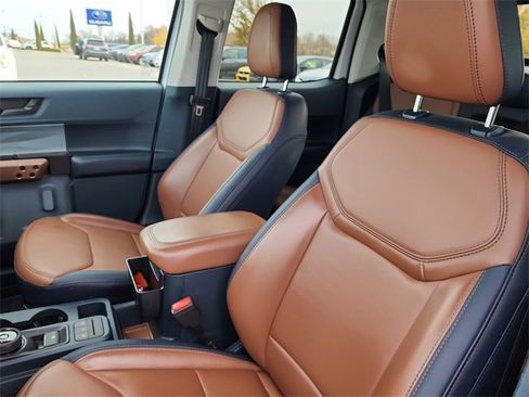 Used 2023 Ford Maverick Lariat w/ Lariat Luxury Package image 14