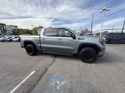 Used 2023 GMC Sierra 1500 AT4 w/ AT4 Premium Package AWD/4WD image 5