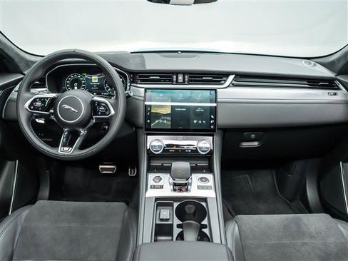 New 2026 Jaguar F-PACE SVR 575 Edition AWD/4WD image 22
