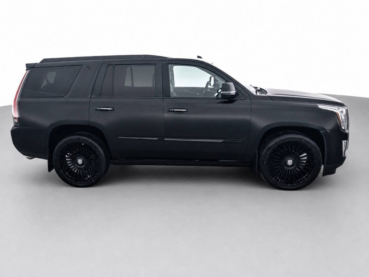 Used 2015 Cadillac Escalade Premium AWD/4WD image 4