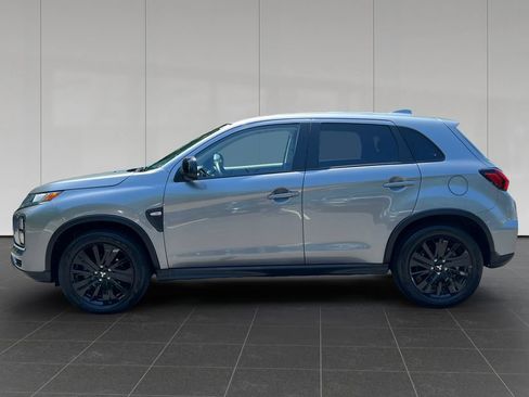 Used 2025 Mitsubishi Outlander Sport ES AWD/4WD image 2