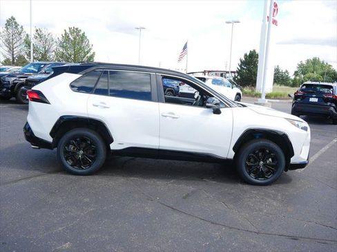 Certified 2023 Toyota RAV4 XSE AWD/4WD image 4