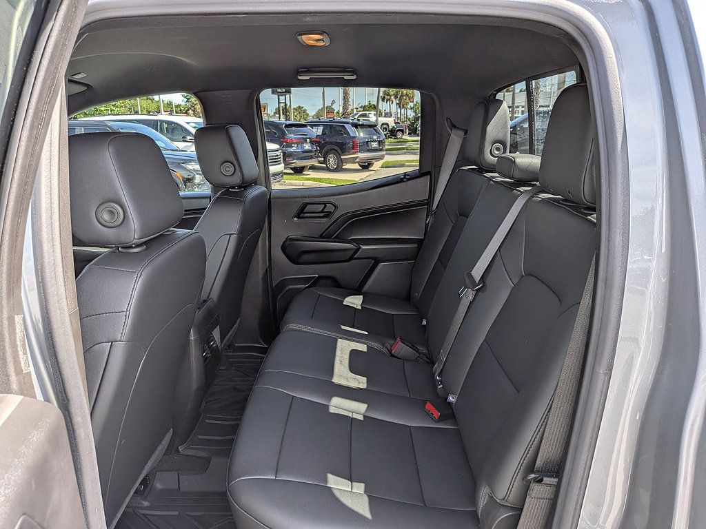Certified 2025 Chevrolet Colorado Trail Boss AWD/4WD image 13