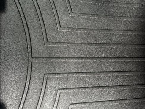 Used 2019 Chevrolet Traverse LT w/ LT Premium Package image 17