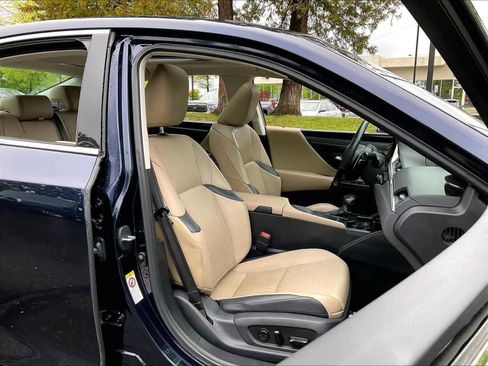 Used 2019 Lexus ES 350 w/ Accessory Package 2 FWD image 9