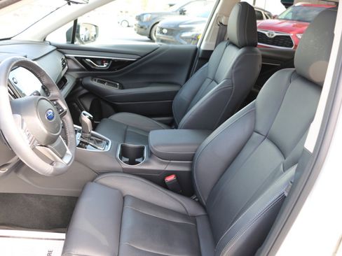 Used 2023 Subaru Outback Premium image 30