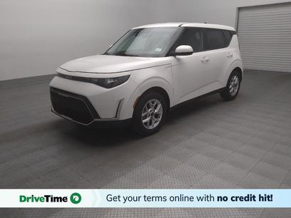 Used 2025 Kia Soul LX w/ LX Technology Package