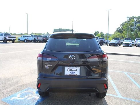 Used 2026 Toyota Corolla Cross L FWD image 8