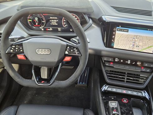 New 2026 Audi RS e-tron GT performance image 30