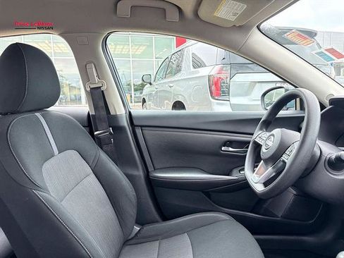 Used 2024 Nissan Sentra SV FWD image 10