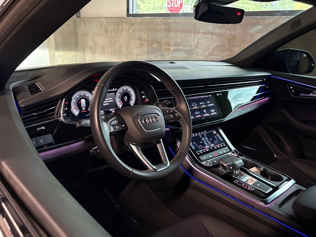 Used 2023 Audi Q8 Premium Plus AWD/4WD image 4