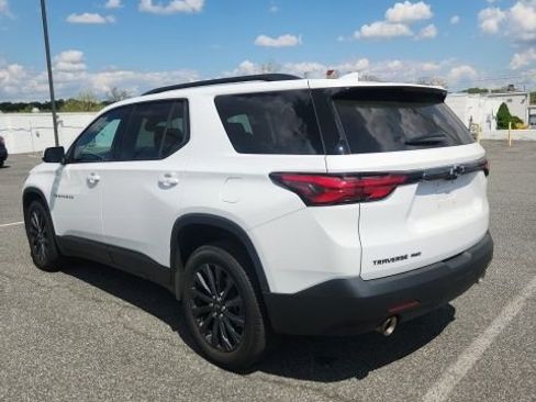 Used 2023 Chevrolet Traverse RS image 5