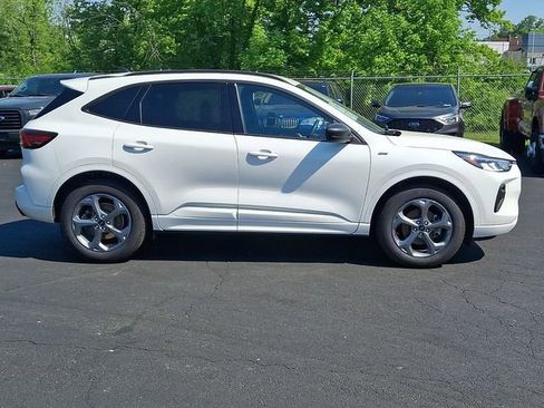 Certified 2023 Ford Escape ST-Line AWD/4WD image 14