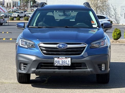 Used 2022 Subaru Outback Premium image 10