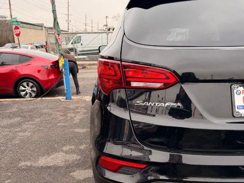 Used 2017 Hyundai Santa Fe Sport 2.0T image 8