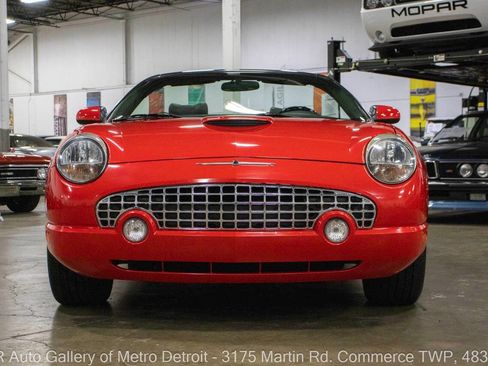 Used 2002 Ford Thunderbird Deluxe image 14