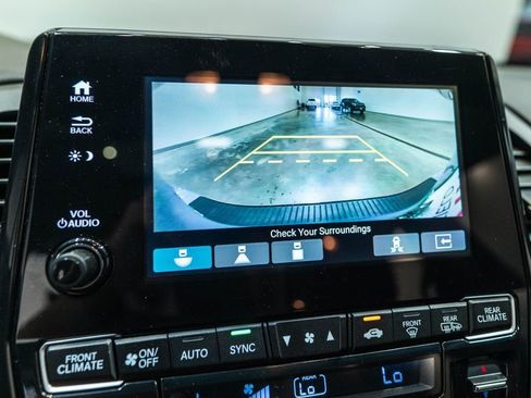 Used 2024 Honda Odyssey Touring image 31