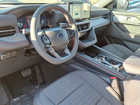 New 2026 Ford Explorer ST-Line w/ ST-Line Street Pack image 7