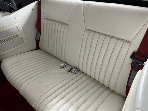 Used 1992 Ford Mustang GT image 29