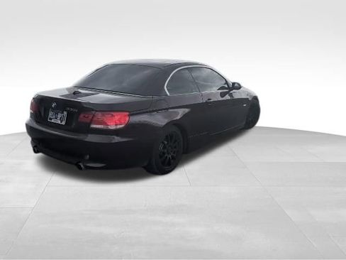 Used 2008 BMW 335i Convertible image 10