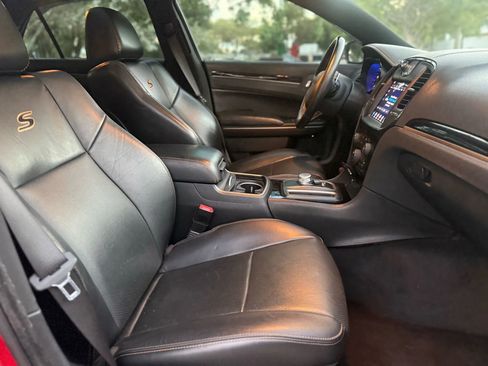 Used 2017 Chrysler 300 S w/ 300S Premium Group 2 w/2_L RWD image 20