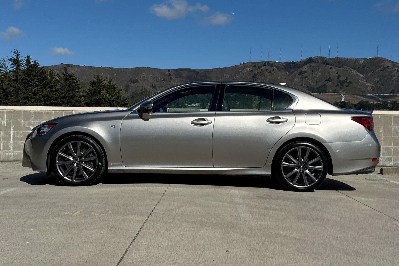 Used 2015 Lexus GS 350 w/ F Sport Package RWD image 2