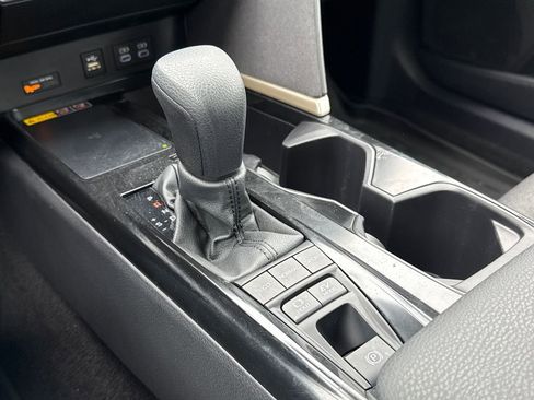 Used 2025 Toyota Camry LE w/ Convenience Package FWD image 25