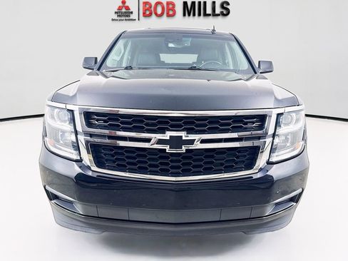 Used 2018 Chevrolet Tahoe LT RWD image 2