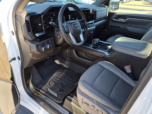 Certified 2023 GMC Sierra 1500 SLT AWD/4WD image 12