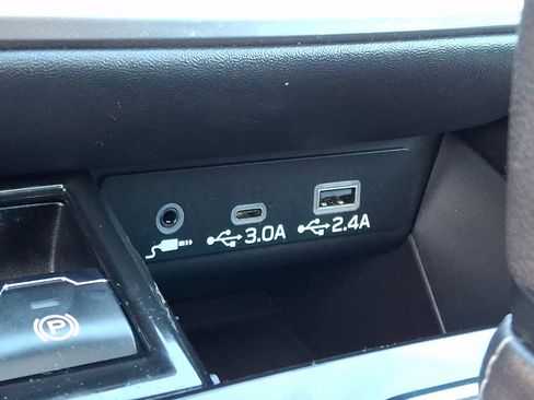 Certified 2024 Subaru Outback Limited AWD/4WD image 27