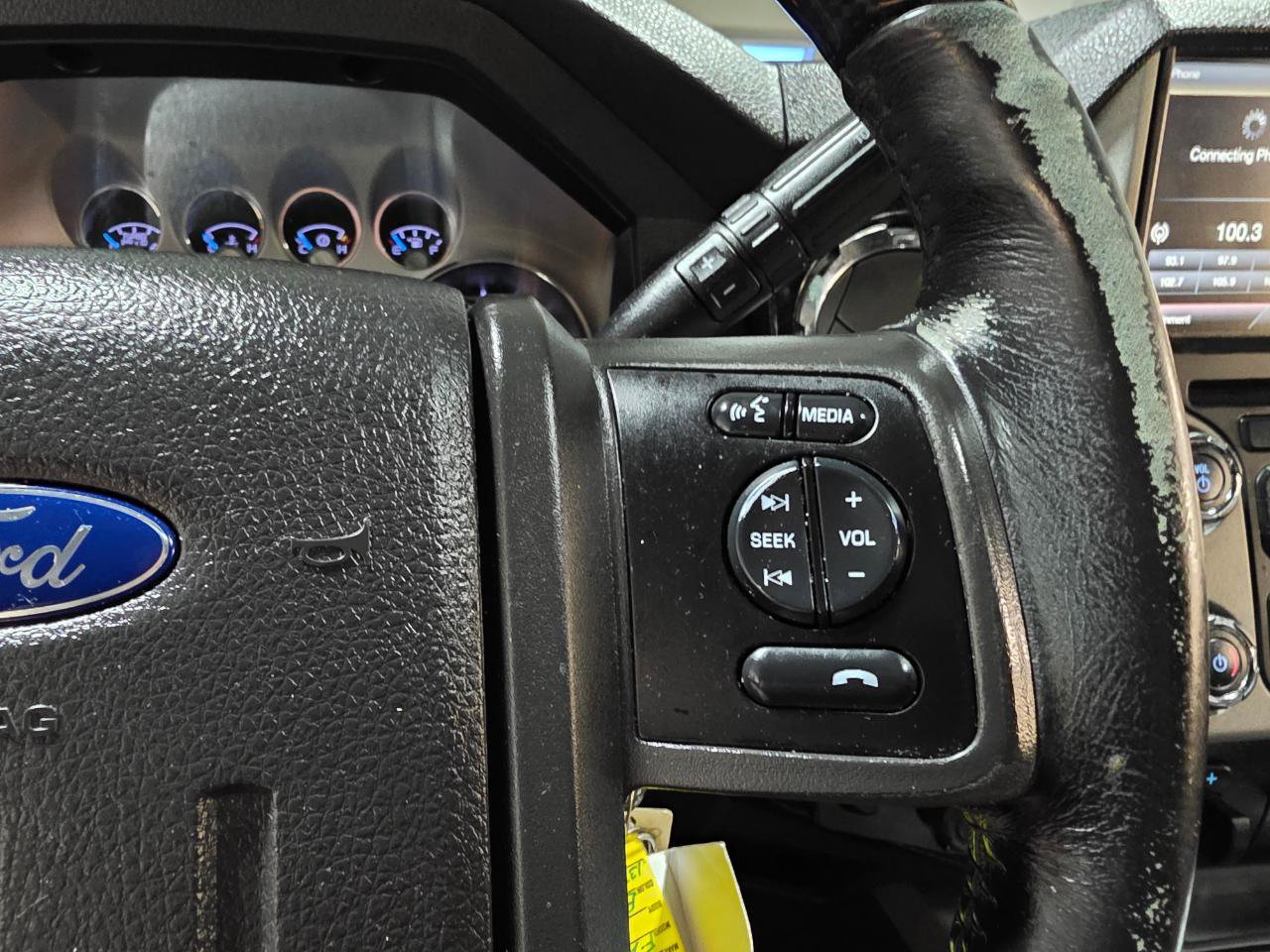 Used 2016 Ford F250 Lariat w/ Lariat Ultimate Package AWD/4WD image 34