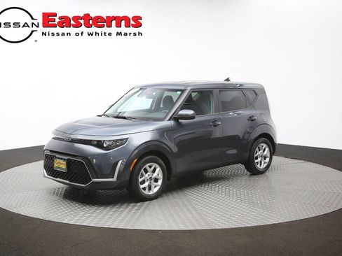 Used 2023 Kia Soul LX w/ LX Technology Package FWD image 53