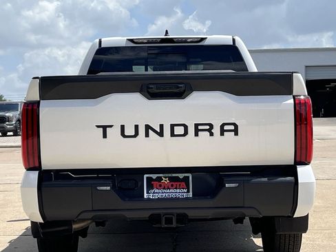 Used 2025 Toyota Tundra SR w/ SR Tow Package RWD image 5