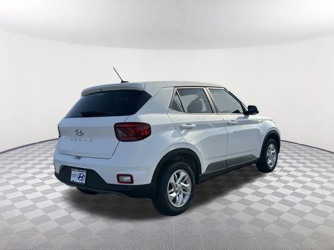 New 2026 Hyundai Venue SE FWD image 6