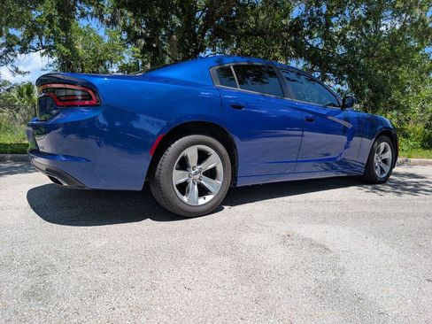 Used 2018 Dodge Charger SXT Plus RWD image 9