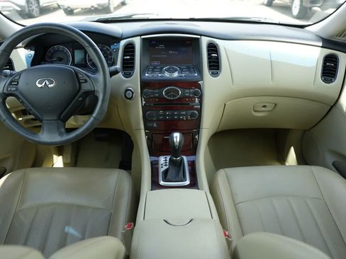 Used 2016 INFINITI QX50 2WD w/ Premium Plus Package image 7