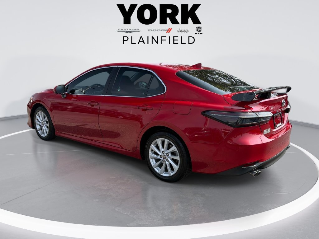 Used 2024 Toyota Camry LE FWD image 7