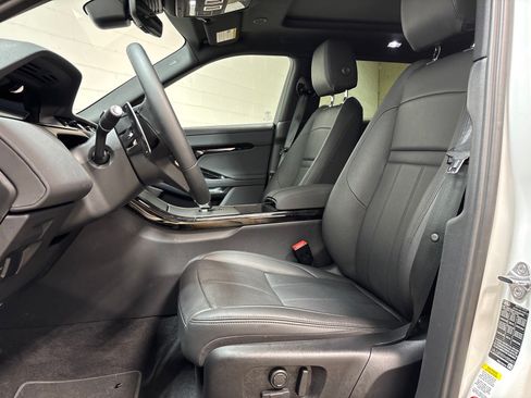 Used 2026 Land Rover Range Rover Evoque S AWD/4WD image 23