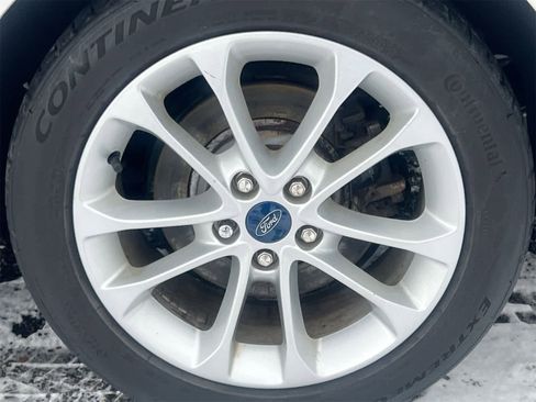 Used 2019 Ford Fusion SE image 14