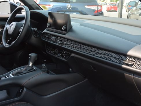 Certified 2024 Honda HR-V Sport image 20