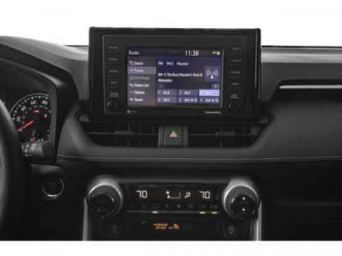Used 2022 Toyota RAV4 XLE Premium FWD image 10