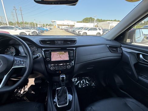 Used 2019 Nissan Rogue SL AWD/4WD image 29