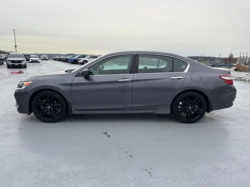 Certified 2017 Honda Accord Sport Special Edition image 10